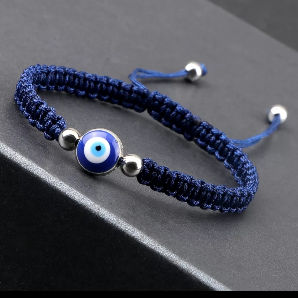 New hand braided adjustable bracelet